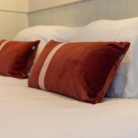 Urbain By Grapelli Boutique *