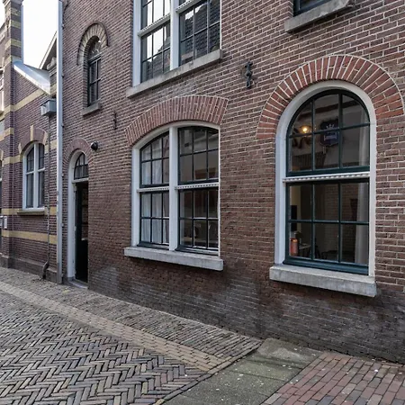 Urbain By Grapelli Boutique