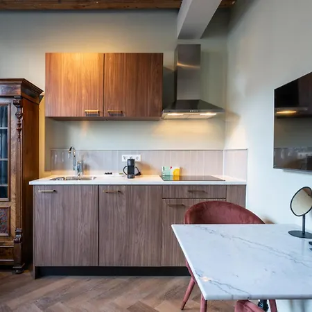 Urbain By Grapèlli Boutique