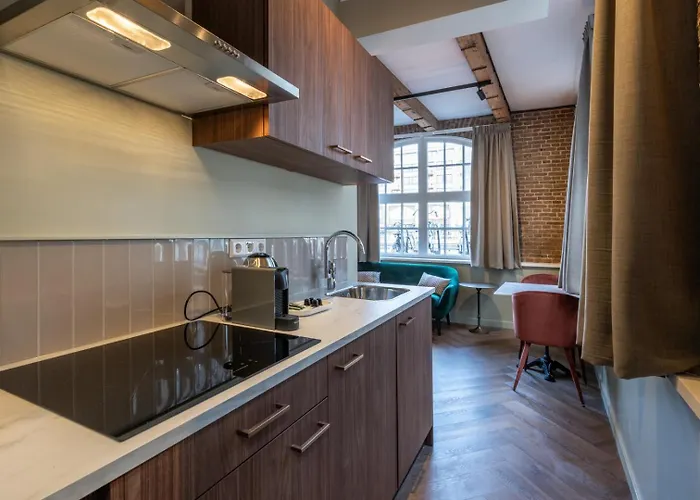 Urbain By Grapelli Boutique *